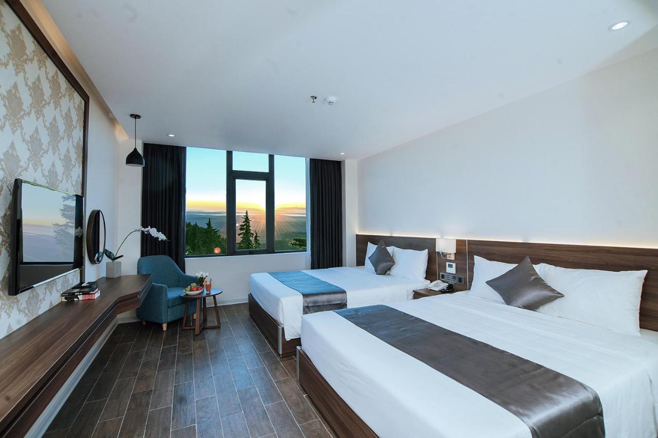 Phuong Bac Luxury Hotel Dong Hoi Exteriör bild
